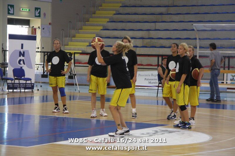 110922 basket 036_tn.jpg